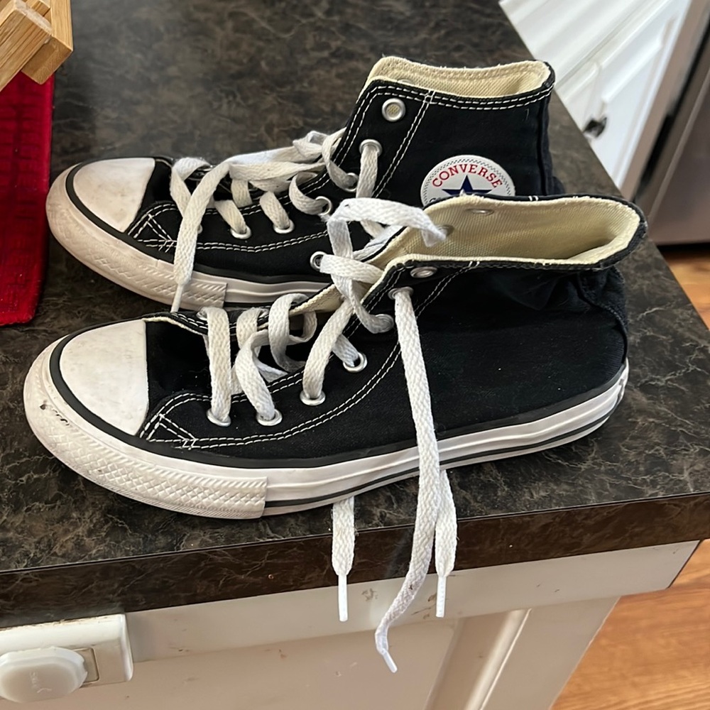 Kid converse